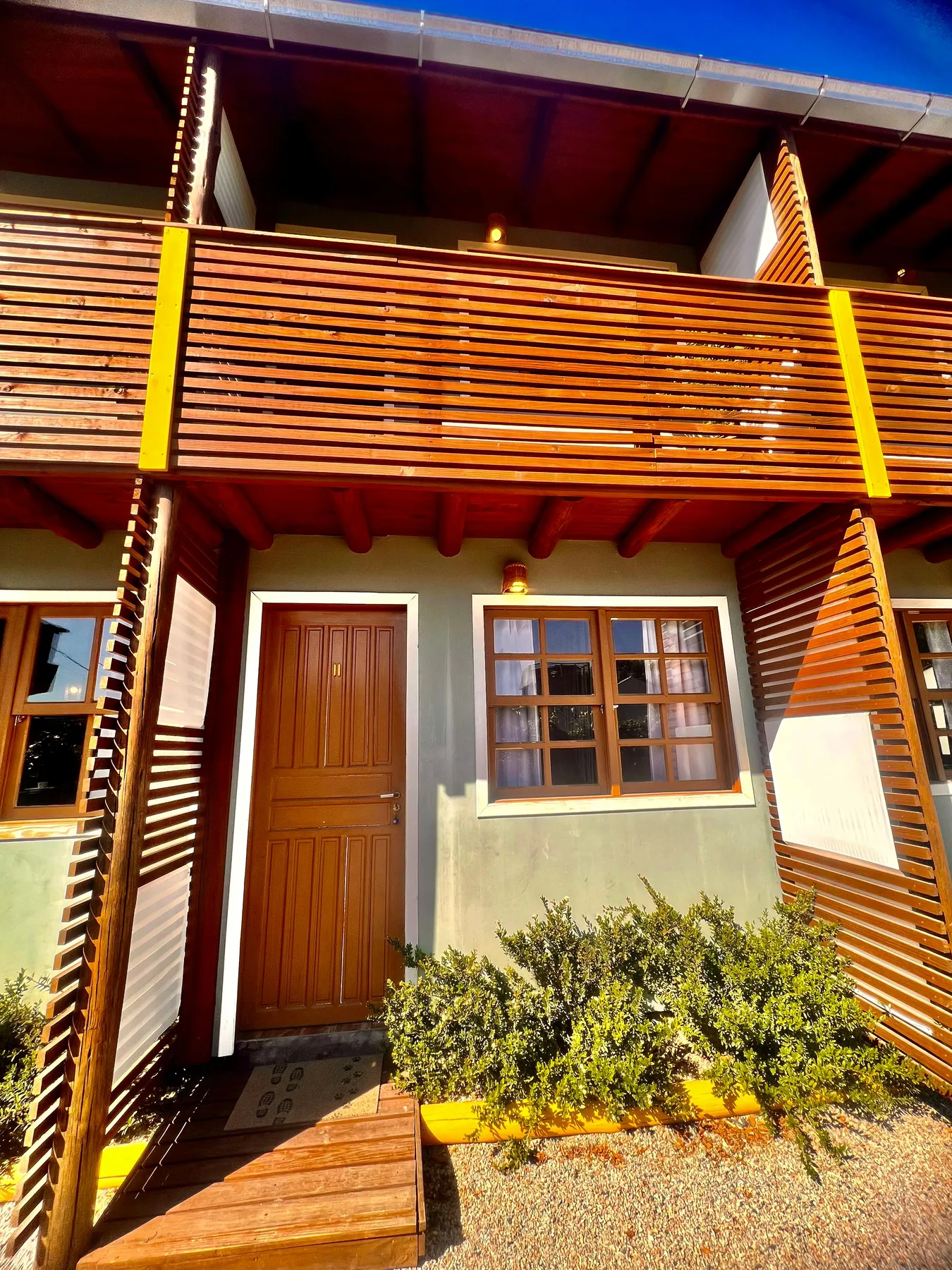 Fachada do Chalé 02 — foto 1
